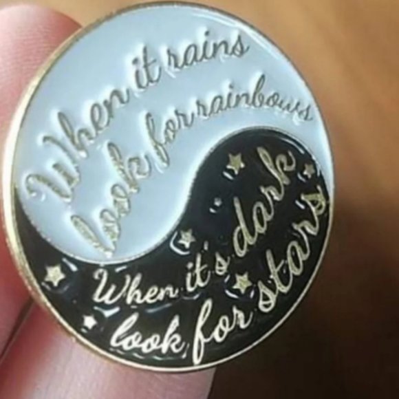 2 for $13 Rainbows & Stars Oscar Wilde Enamel Pin - Picture 2 of 2